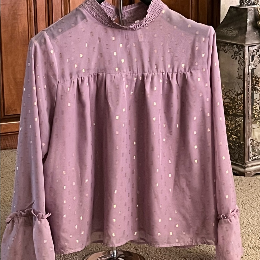 Xhilaration Lavender Long Sleeve Top with Gold Accents